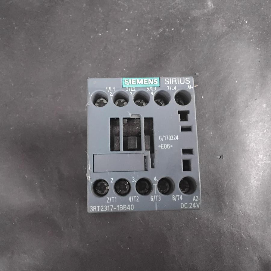 Used SIEMENS 3RT2317-1BB40 CONTACTOR ($17 OBO)