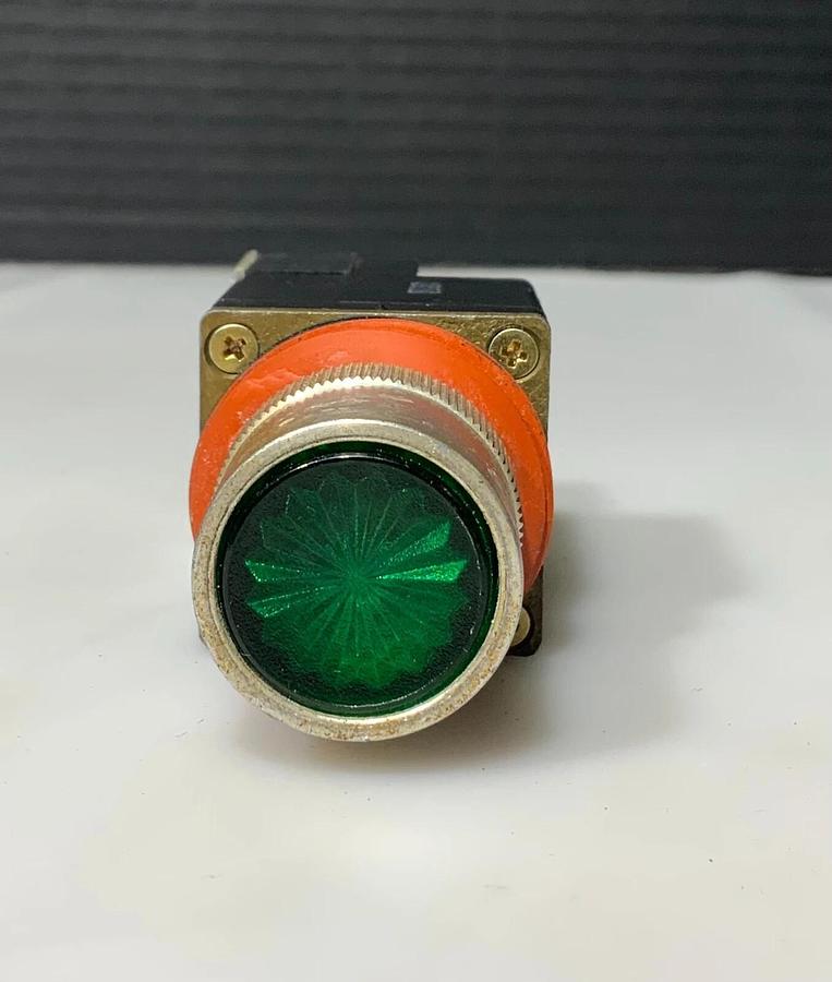 Used ALLEN BRADLEY 800M-XA ($14.99 OBO)