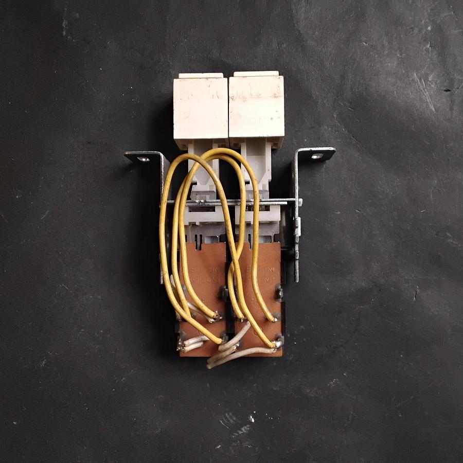 Used C17 INDUSTRIAL DUAL PUSHBUTTON SWITCH ($16 OBO)