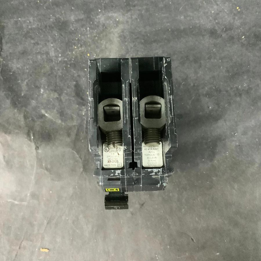 Used SQUARE D QOU215 CIRCUIT BREAKER ($12 OBO)