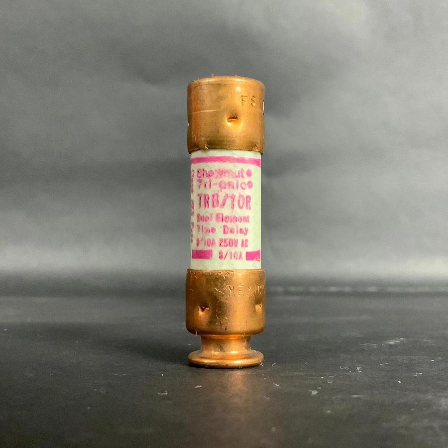 FERRAZ SHAWMUT TRI-ONIC TR8/10R FUSE - SET OF 3 ($9 OBO)