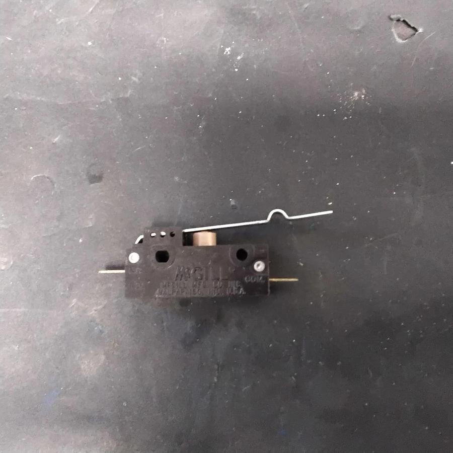 Used MCGILL 2653-0011 LIMIT/SNAP SWITCH ($7 OBO)