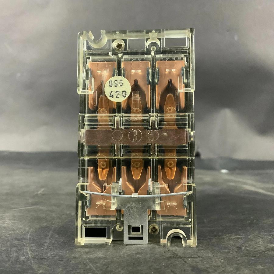 Used KLOCKNER MOELLER PKZM 1-4 MOTOR STARTER ($30 OBO)