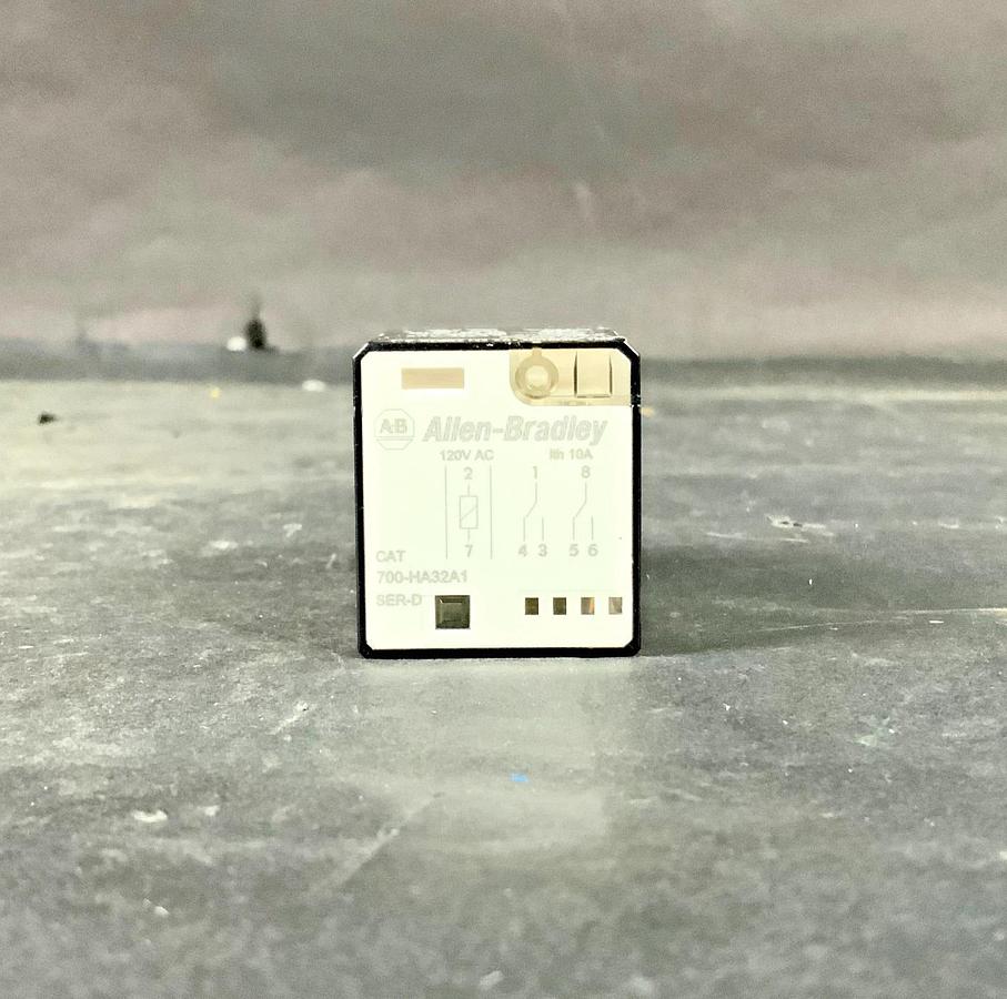 Used ALLEN BRADLEY 700-HA32A1- SERIES D RELAY ($10 OBO)