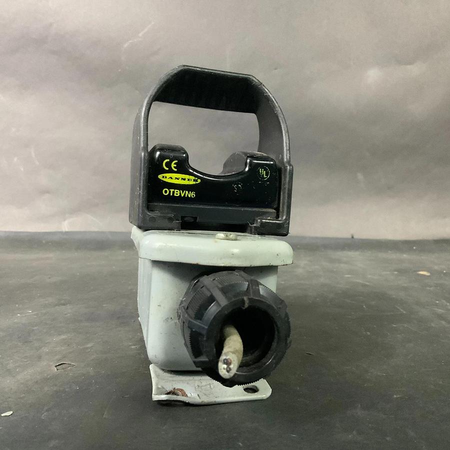 Used BANNER OTBVN6 PHOTOELECTRIC SENSOR ($45 OBO)