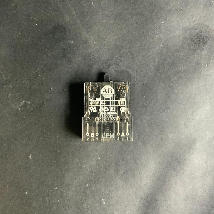 Used ALLEN BRADLEY 800M-XA CONTACT BLOCK ($12 OBO)