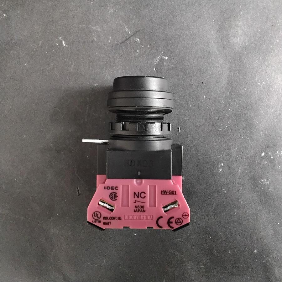 Used IDEC HW-CB02 CONTACT BLOCK ($6 OBO)