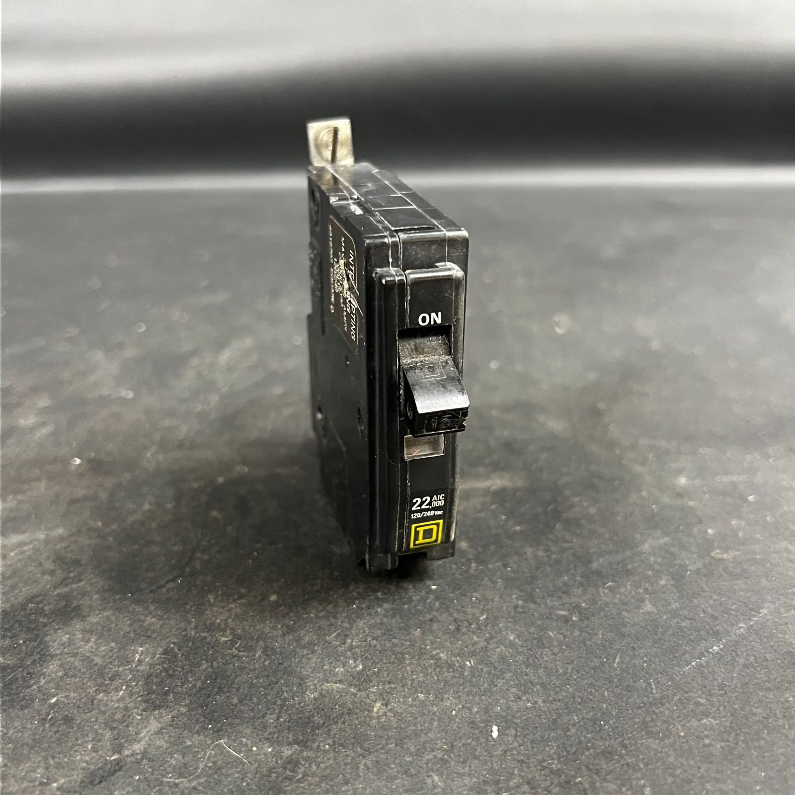 Used SQUARE D 4016703 CIRCUIT BREAKER ($20 OBO)