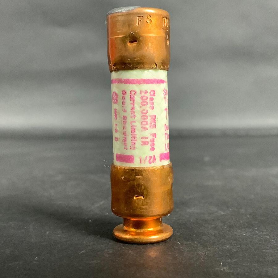 Used FERRAZ SHAWMUT TRI-ONIC TR1/2R FUSE - SET OF 7 ($21 OBO)