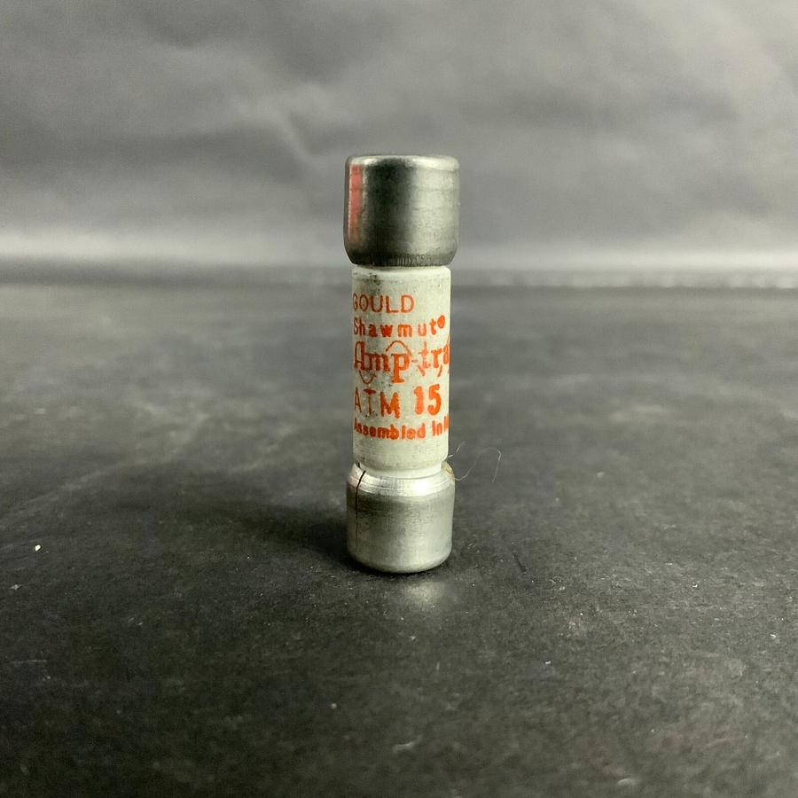 Used FERRAZ SHAWMUT AMPTRAP ATM-15 FUSE ($5 OBO)