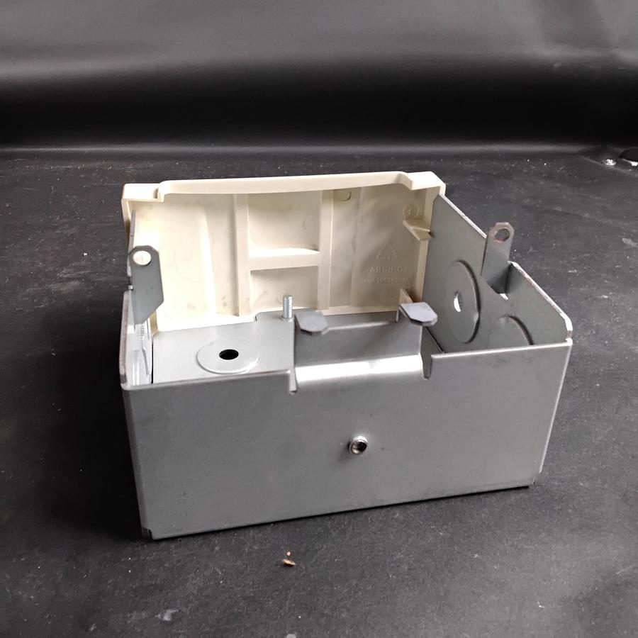ABB 3AUA0000011665 CONDUIT BOX ($25 OBO)