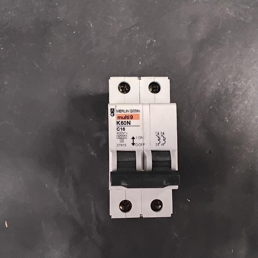 Used MERLIN GERIN MULTI 9 K60N C16 CIRCUIT BREAKER ($7 OBO)