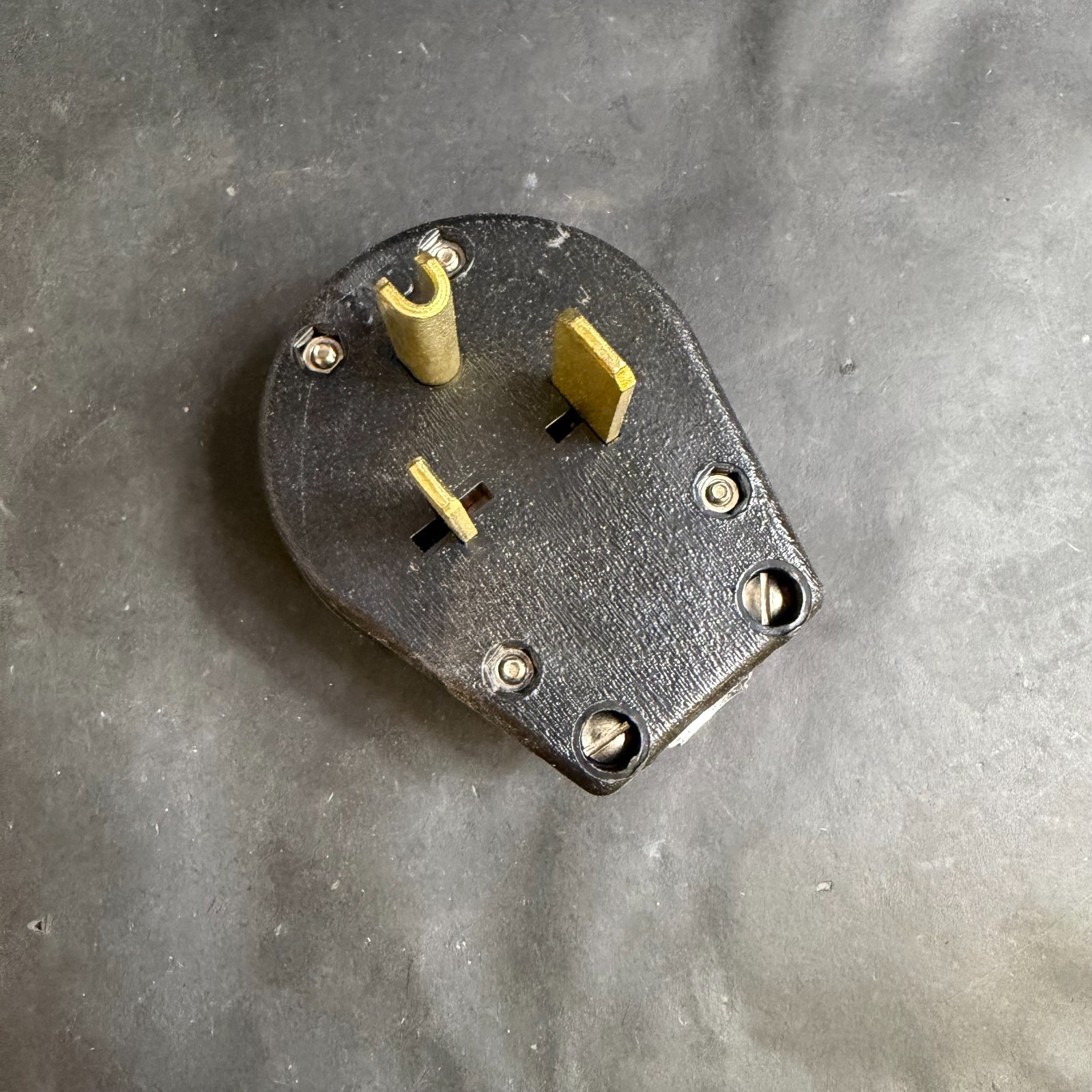 EAGLE 42-BOX UNIVERSAL ANGLE GROUNDING CAP ($15 OBO)