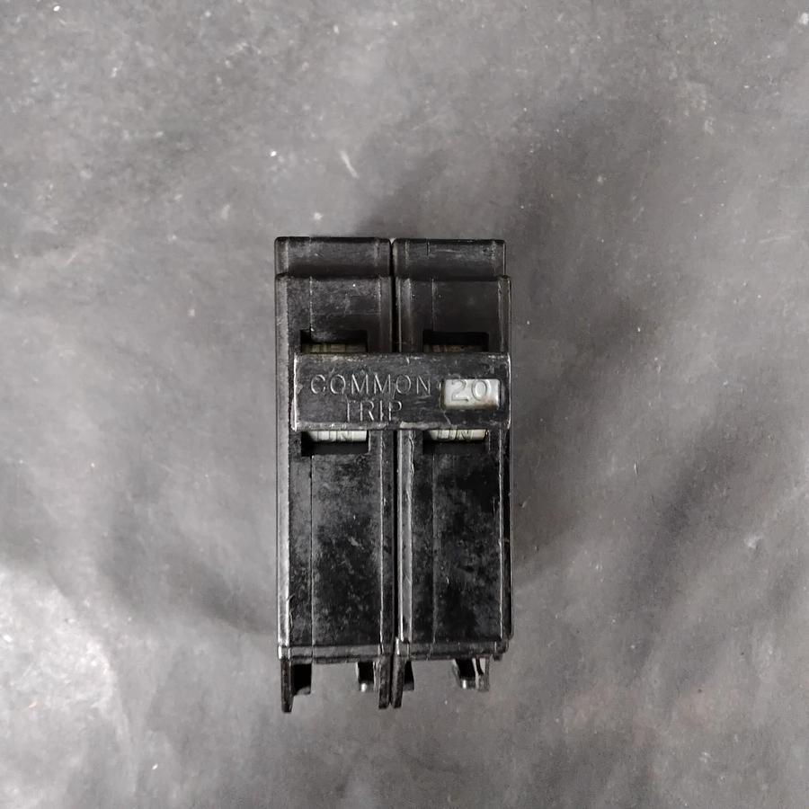 Used CUTLER HAMMER CHB220-U CIRCUIT BREAKER ($15 OBO)