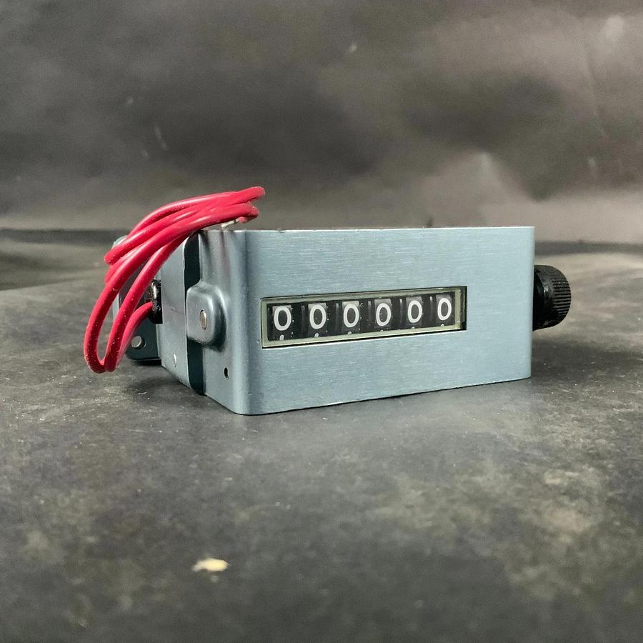 DURANT 6-Y-1-RMF-U COUNTER ($100 OBO)