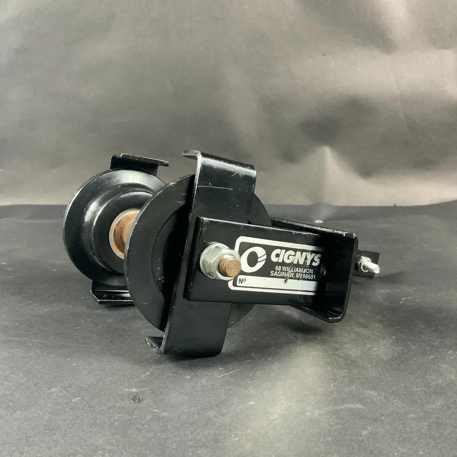 Used CIGNYS 8888 AIR HOSE & CABLE TROLLEY ($60 OBO)