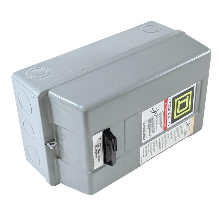 SQUARE D 8536SCG3V08H30S NEMA MOTOR STARTER SIZE 1 27A 10HP 208V COIL NEW