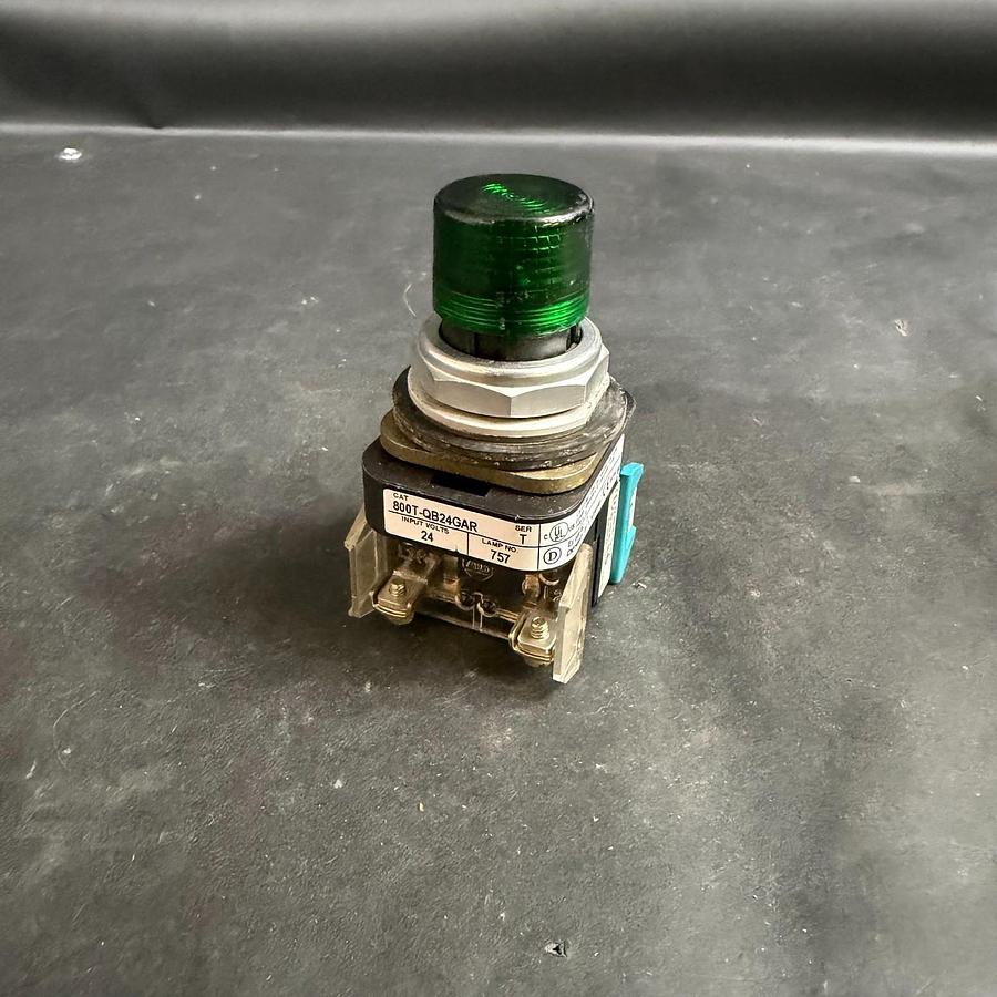 Used ALLEN BRADLEY 800T-QB24GAR GREEN PUSHBUTTON ($70 OBO)