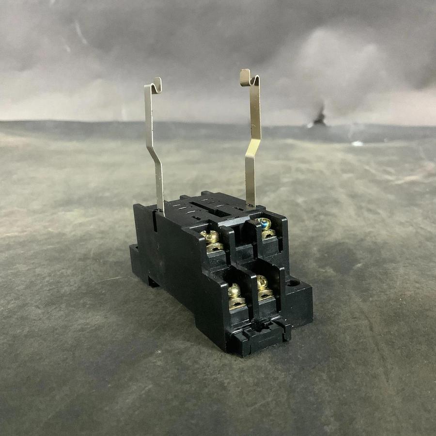 Used FUJI ELECTRIC TP68X RELAY SOCKET ($12 OBO)