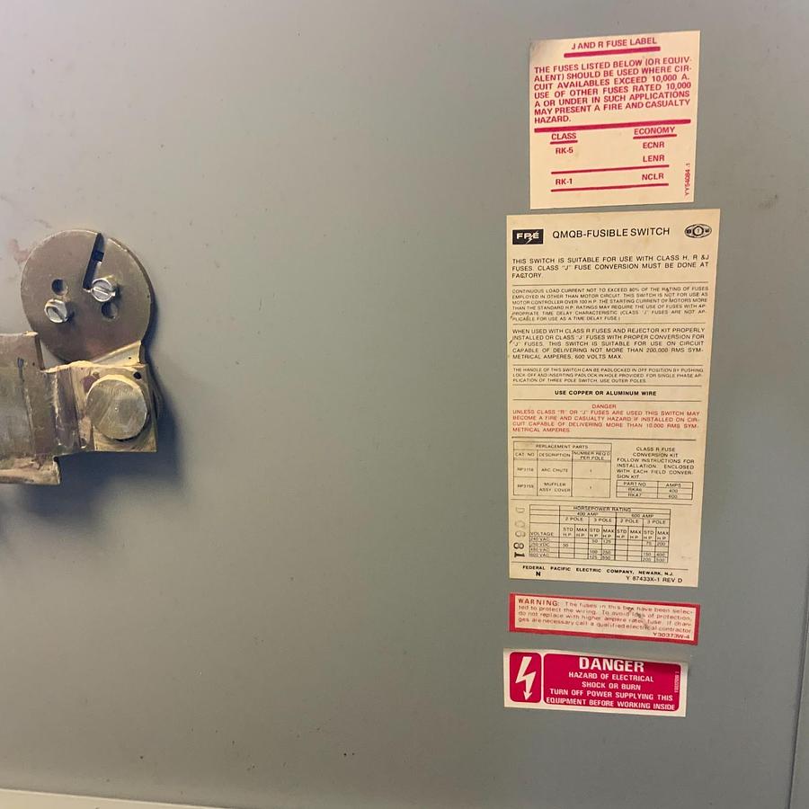 Used FEDERAL PACIFIC ELECTRIC QMQB4032R FUSIBLE PANELBOARD SWITCH ($400 OBO)