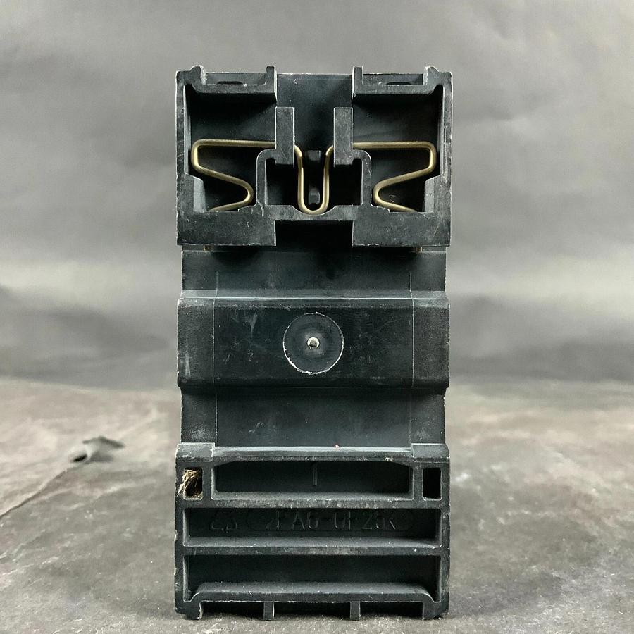 Used ALLEN BRADLEY 140M-C2E-B16 CIRCUIT BREAKER ($50 OBO)