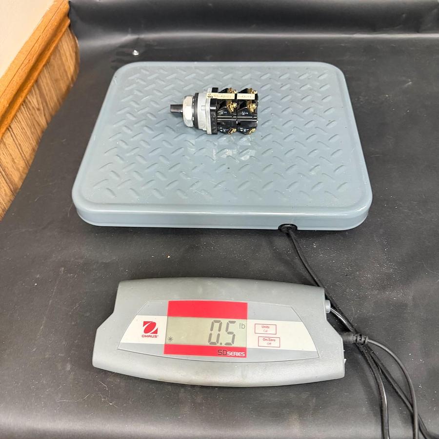 Used TOKYO ELECTRIC SS-42-11 SELECTOR SWITCH ($22 OBO)