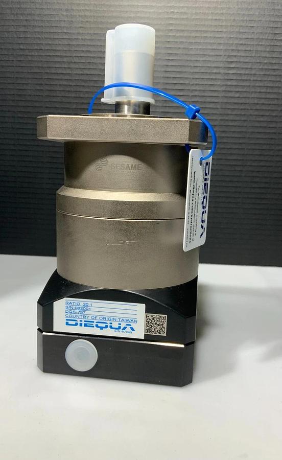 Used SESAME PGC90-10 SERVO GEARHEAD ($799.99 OBO)