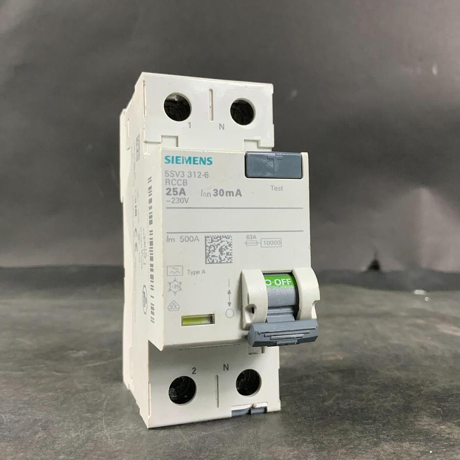 Used SIEMENS 5SV3 312-6 CIRCUIT BREAKER ($30 OBO)