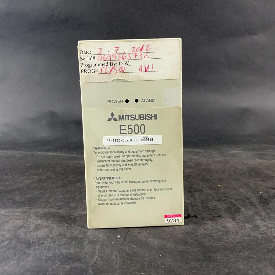 Used MITSUBISHI FR-E520-0.75K-CD DRIVE INVERTER