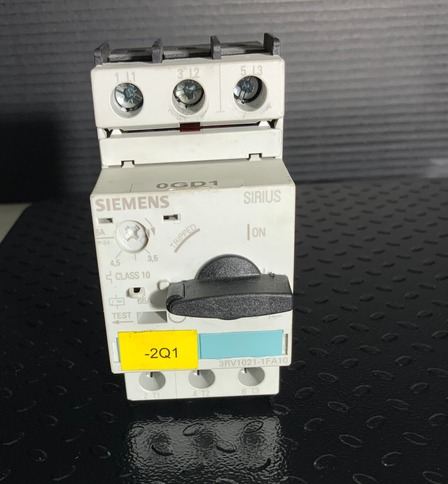 Used SIEMENS 3RV1021-1FA10 ($79.99/EACH OBO)