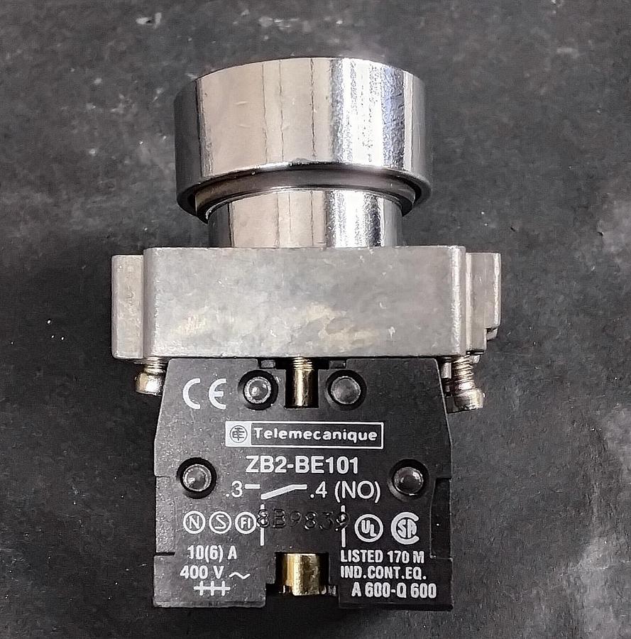 Used TELEMENCANIQUE ZB2-BE101 GREEN MOMENTARY PUSH BUTTON($10 OBO)