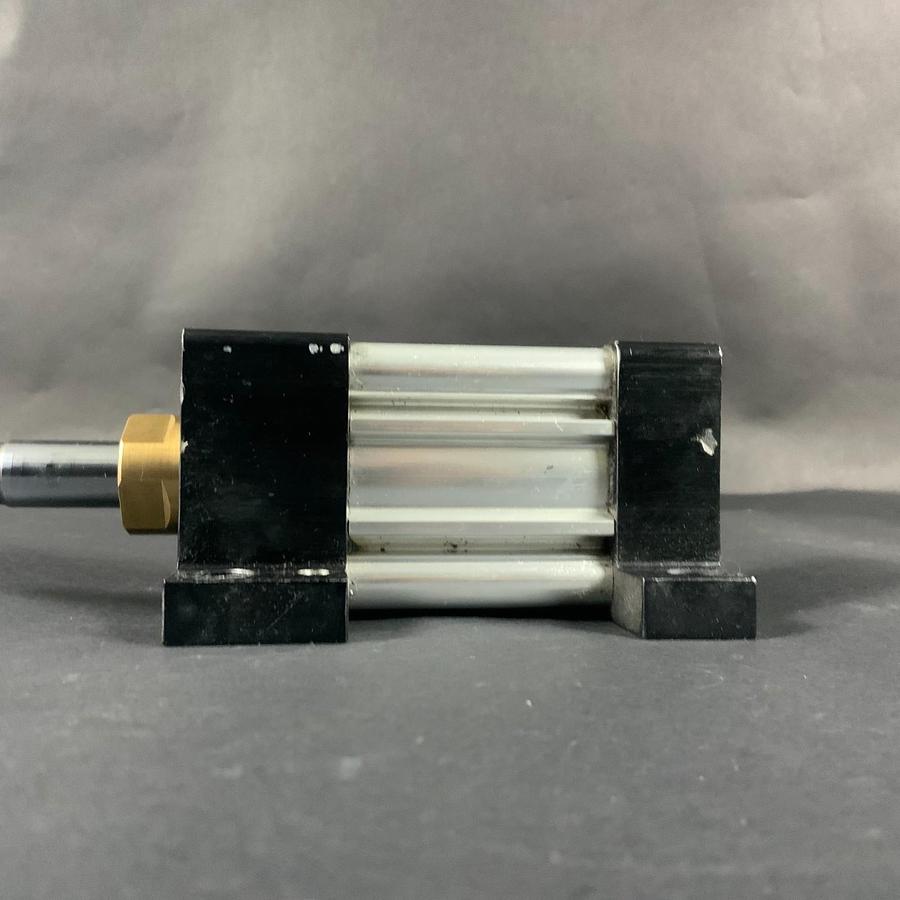 Used PARKER 2.00C4MA2UV18A01.00 PNEUMATIC CYLINDER ($160 OBO)