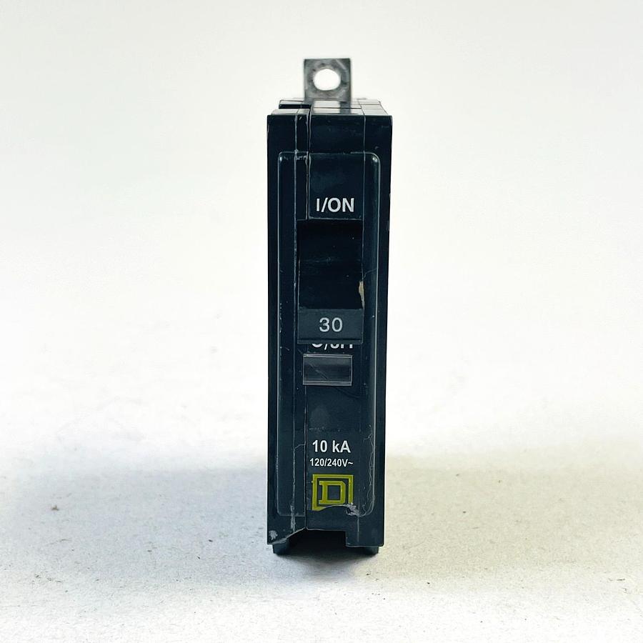 Used SQUARE D QOB130 30A 1-POLE 120/240V 10KA BOLT-ON CIRCUIT BREAKER HACR TYPE