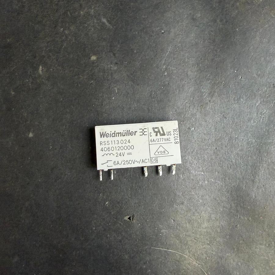 Used WEIDMULLER RSS113024 4066120000 POWER RELAY ($5 OBO)