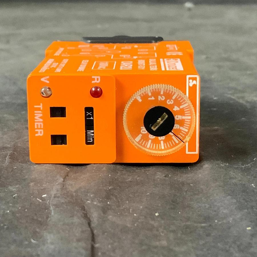 Used SYRELEC OAR2U Time relay malfunction ($20 OBO)