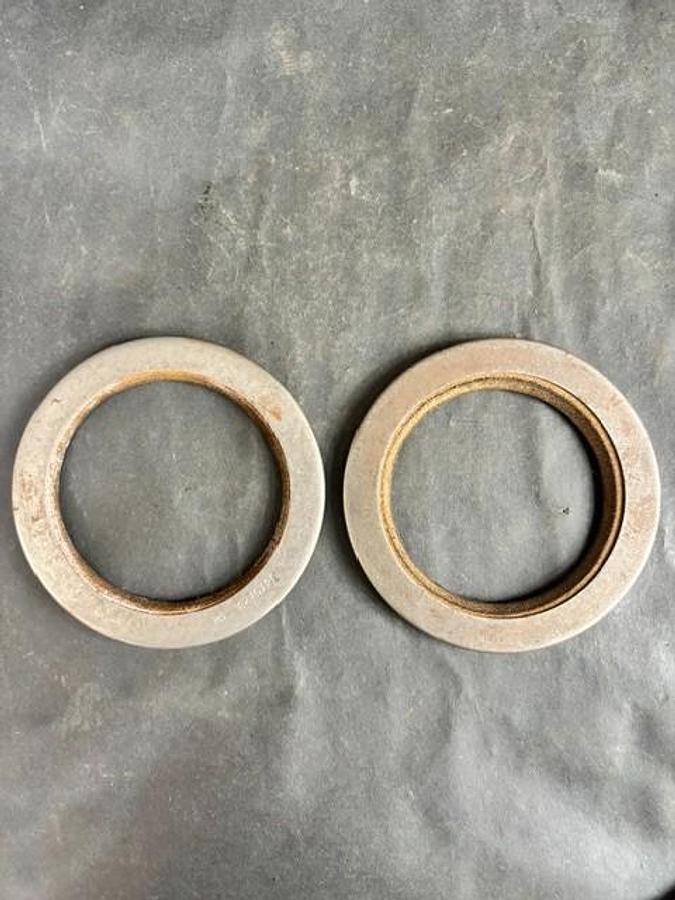 Used CHICAGO RAWHIDE 387G228 OIL SEALS - GROUP OF 2