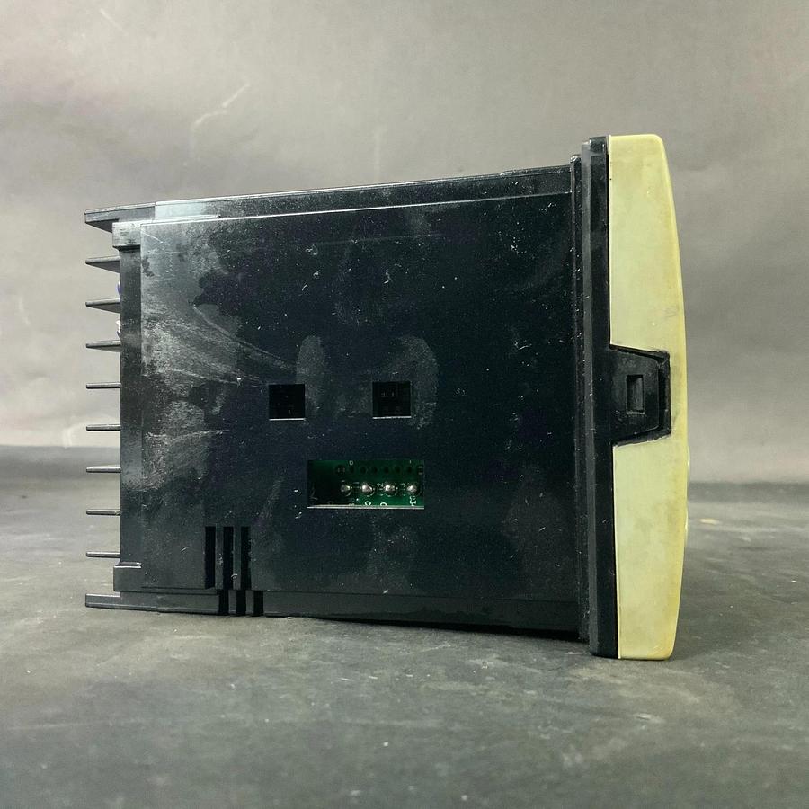 Used HONEYWELL UDC2500 CONTROLLER ($600 OBO)