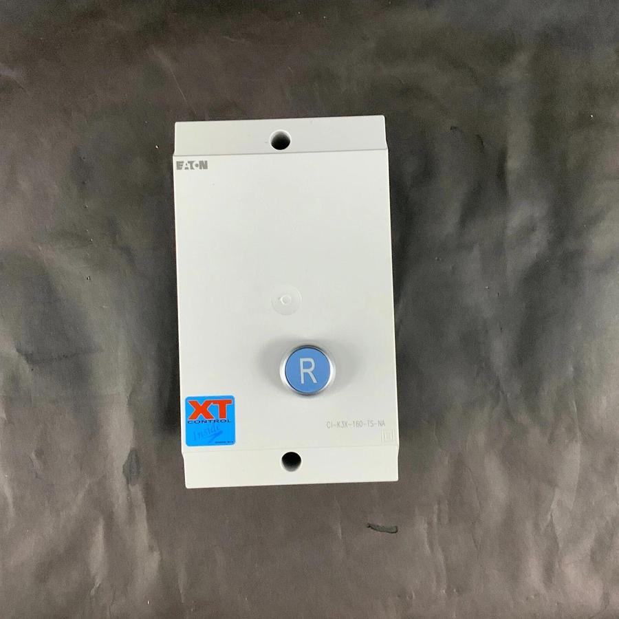 EATON ECX09G5AAA-M NON-REVERSING STARTER ($300 OBO)