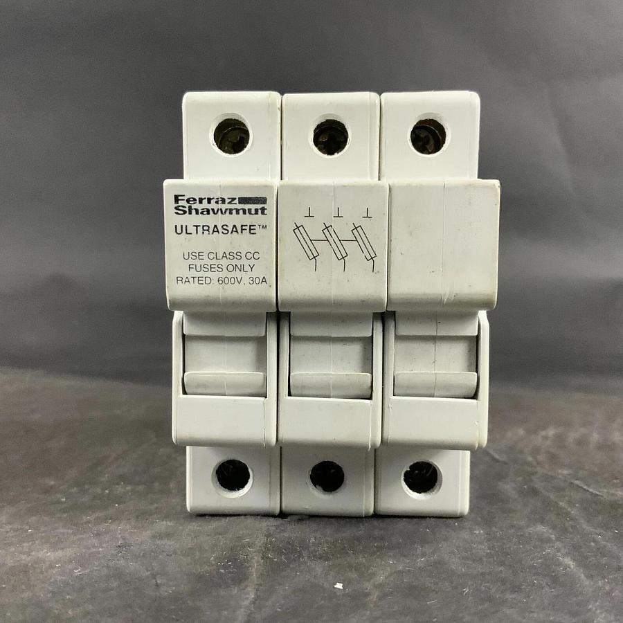 FERRAZ SHAWMUT ULTRASAFE M217522 FUSE HOLDER ($30 OBO)
