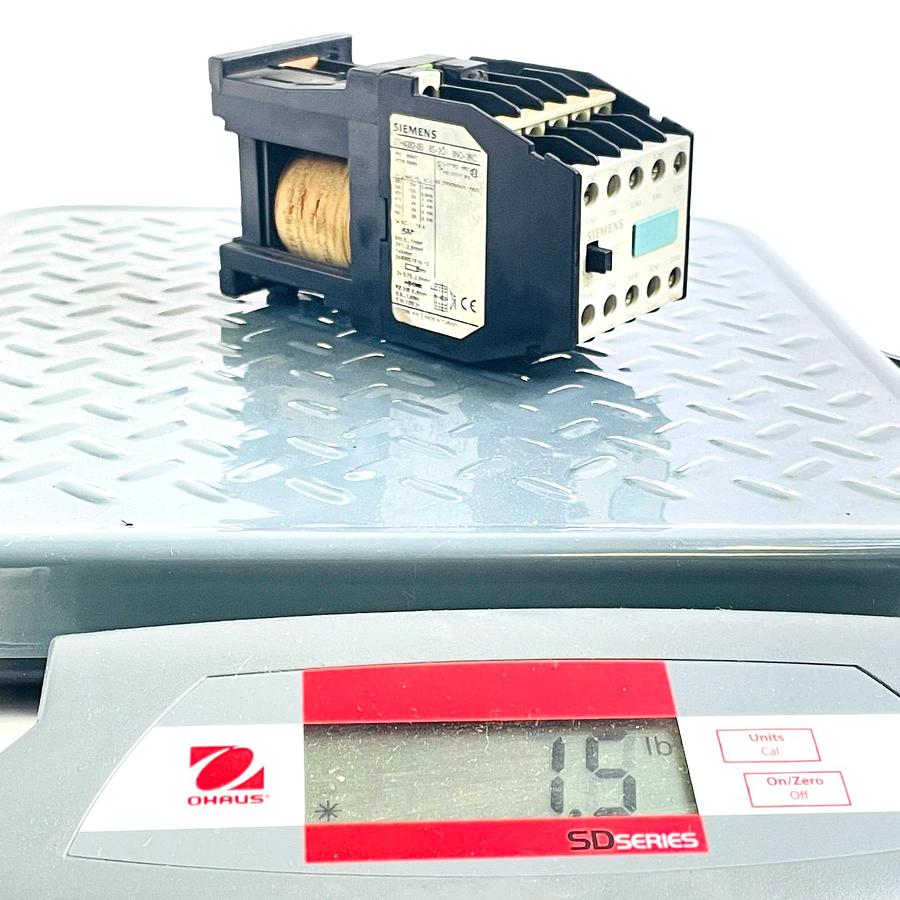 Used SIEMENS 3TH4382-0B CONTROL RELAY 10-POLE 8NO 2NC 16A DIN RAIL