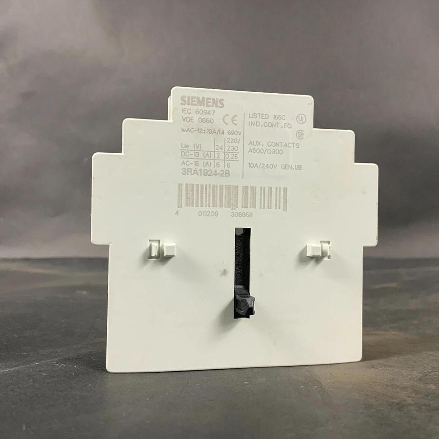 Used SIEMENS 3RA1924-2B MECHANICAL INTERLOCK ($20 OBO)