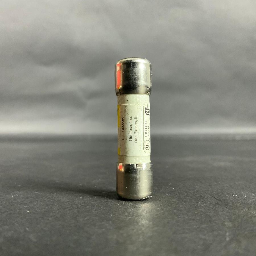 Used LITTELFUSE FLQ-8A FUSE - SET OF 2 ($8 OBO)