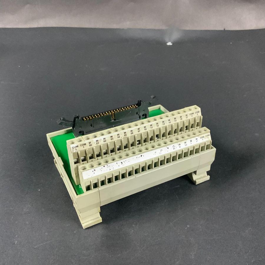 Used ALLEN BRADLEY 1492-IFM40F INTERFACE MODULE ($45 OBO)