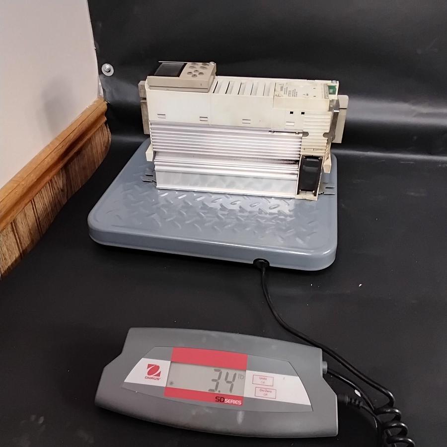 Used LENZE D-31855 VARIABLE SPEED DRIVE ($375 OBO)