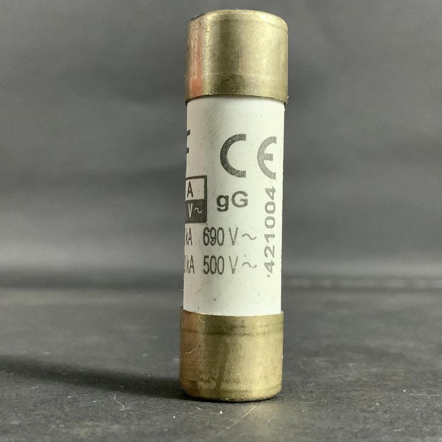 Used DF ELECTRIC 421004 FUSE 4AMP ($8 OBO)