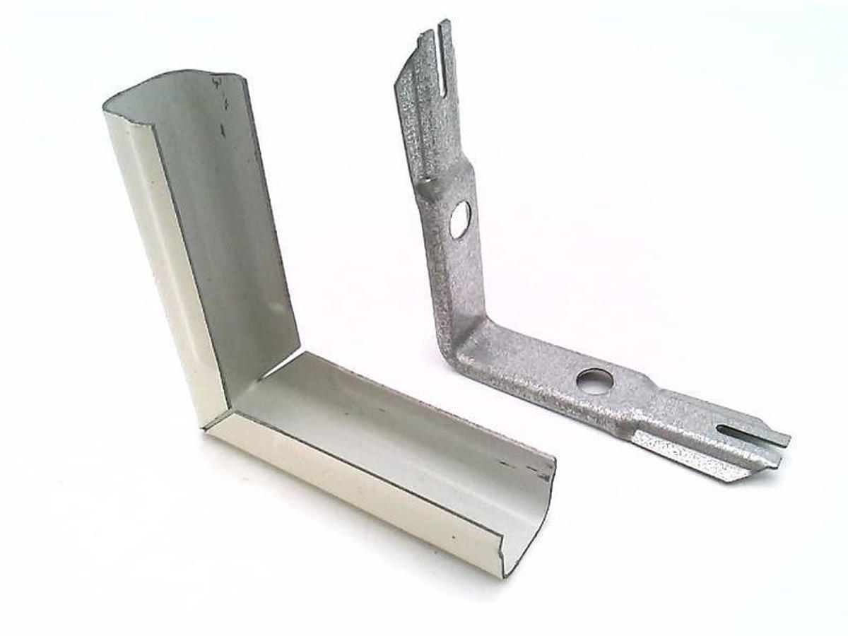 WIREMOLD V518 EXTERNAL ELBOW ($10 OBO)