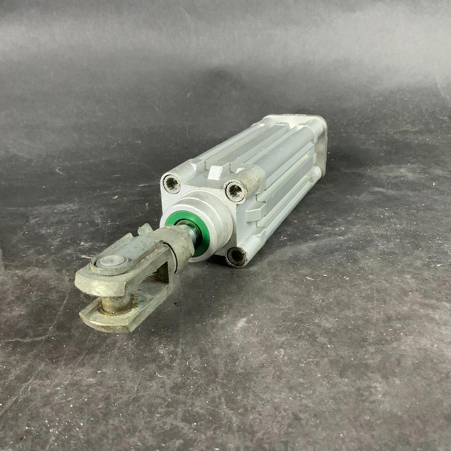 Used FESTO DNC-32-50-PPV-A PNEUMATIC CYLINDER ($30 OBO)