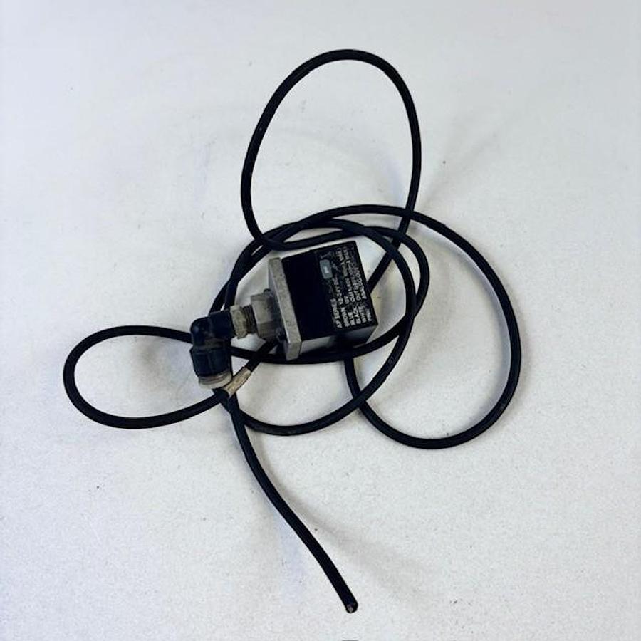 Used KEYENCE AP-33K PRESSURE SWITCH SENSOR