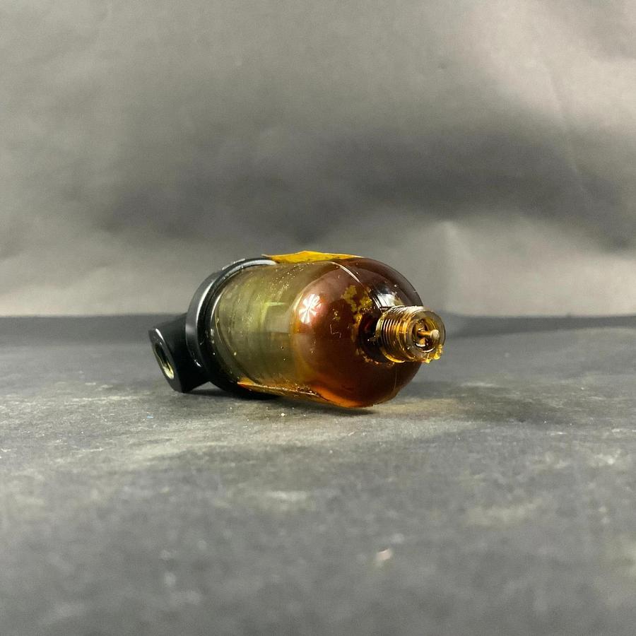 Used SPEEDAIRE 4ZL16 PNEUMATIC OIL FILTER ($25 OBO)