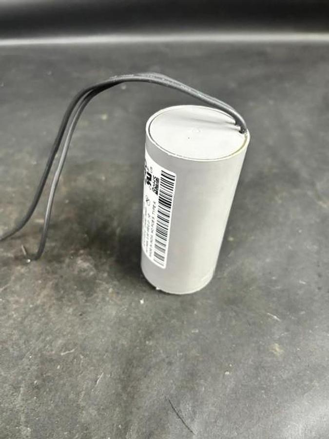 Used PHILLIPS ADVANCE 7C550P24RA CAPACITOR